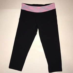 Ivivva cropped yoga pants, never worn. Size 12